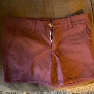 Burgundy shorts – mid rise
